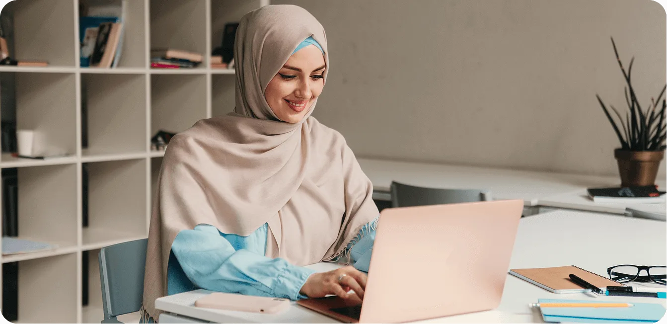 Sister learning Quran online with EmanTime